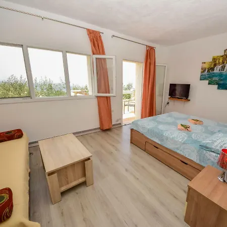 Holiday Zana * Povlja (Brac)